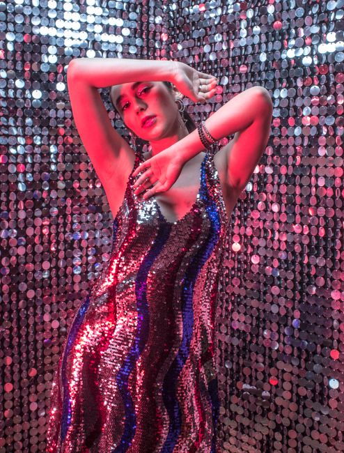 One sequin-dress photo, 5 shoppable matches